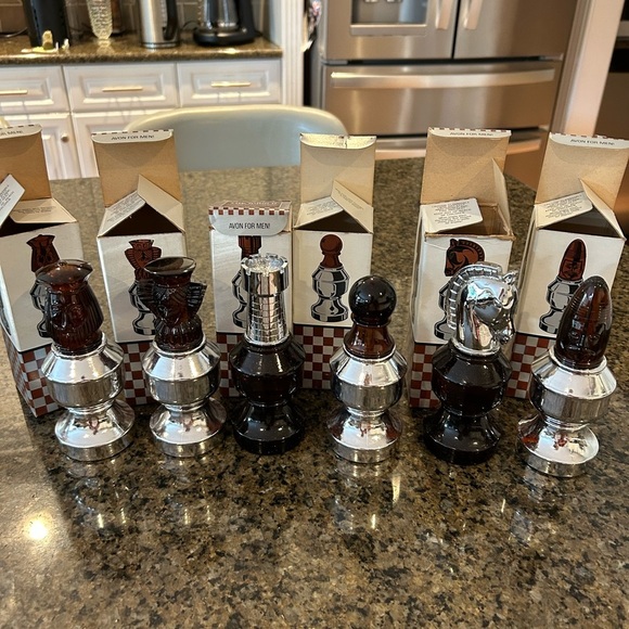 Avon Chess Men’s Spicy After Shave (6 items 3 oz each) In Boxes with After Shave - Picture 1 of 10
